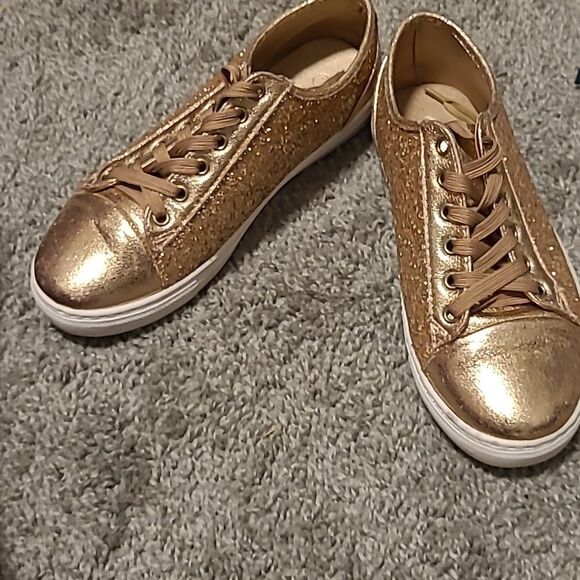 🌴WILD DIVA GOLD SPARKLE SNEAKER - Picture 3 of 4